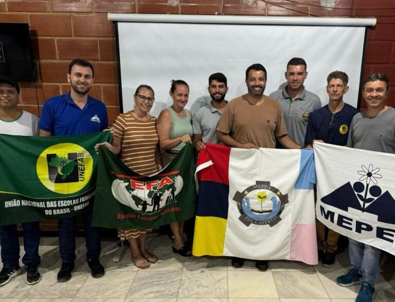 Leia mais sobre o artigo CFR/MEPES Publica Documento de Orientação sobre participação das Famílias